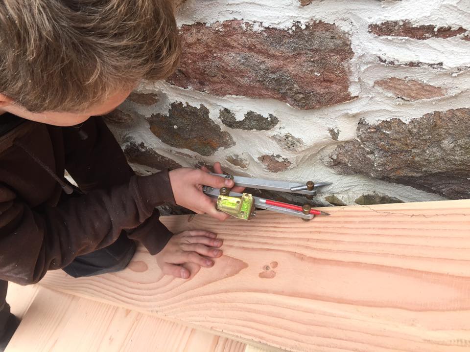 Formation compagnonnage sur chantier, apprentissage des gestes techniques, acccompagnement avec réduction d'impôts